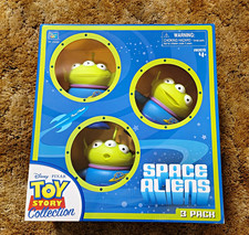 Toy Story Collection Space Aliens Wave 1 Original Cloud Logo 2009 COA Included