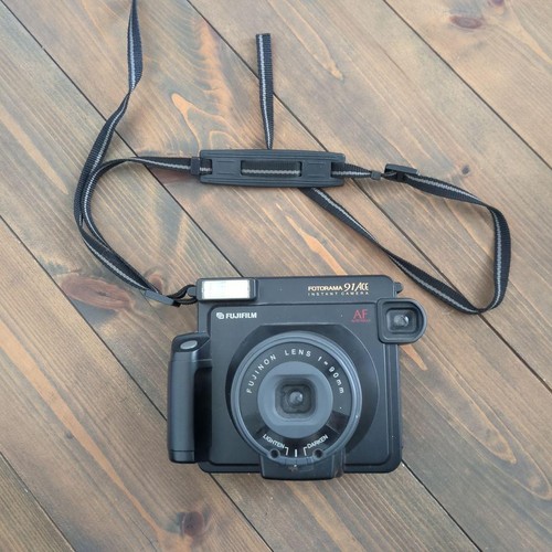 Fujifilm FOTORAMA 91AE Instant Camera Body Hobby photo collection - Picture 2 of 7
