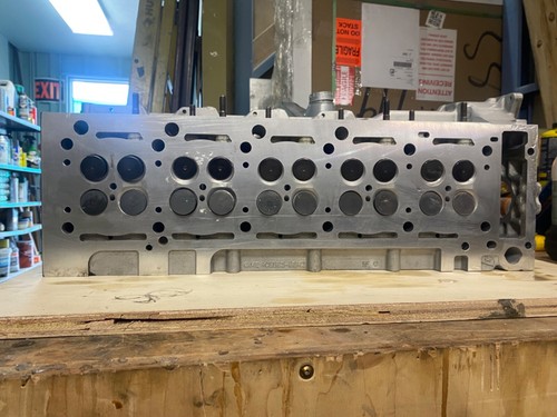 2004-2006 Sprinter Head t1n - Picture 4 of 7