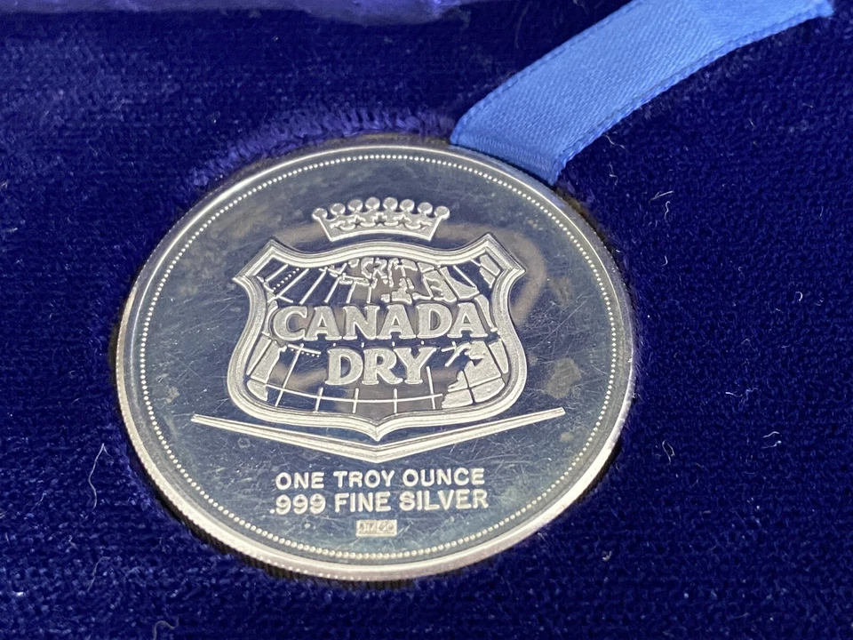 Canada Dry Rare Johnson Matthey Fine Silver Promotional Medallion Canadian 1970 - Image 4 of 4