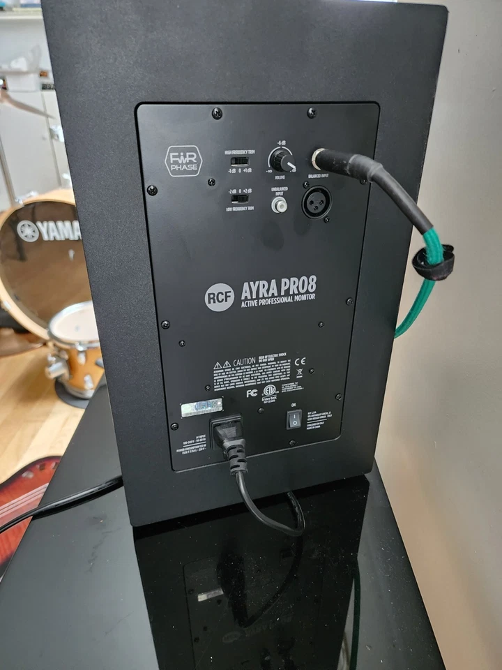 RCF Powered 8" Studio Monitor - Black - Image 3 of 4