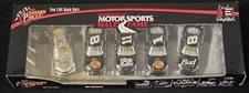 Winner's Circle  2006 INTERNATIONAL MOTORSPORTS HALL OF FAME 1/64 DIECAST SET