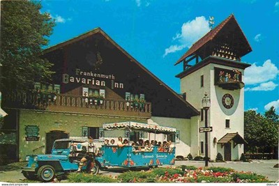 AK - USA - Frankenmuth - Frankenmuth bavarian inn - visitors t