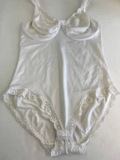 Vintage Curvation Shapewear C42/95 C 42 Bodysuit Underwire Bra Snaps White