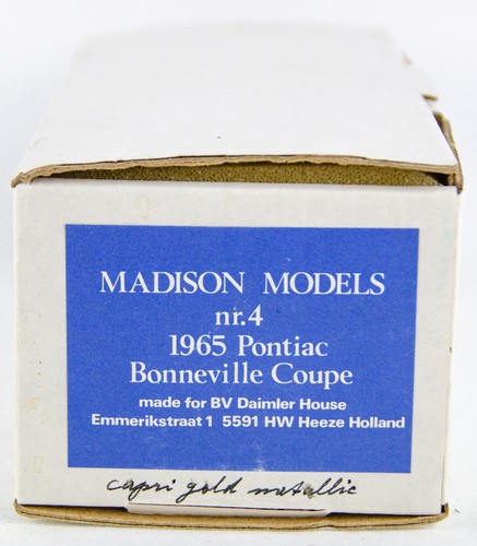 Conquest Madison Models 1:43 Scale 1965 Pontiac Bonneville Diecast Model Car - Picture 4 of 11