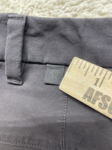 Lululemon bläulich graue Herrenshorts Größe 32 *LESEN* - Bild 7 von 10