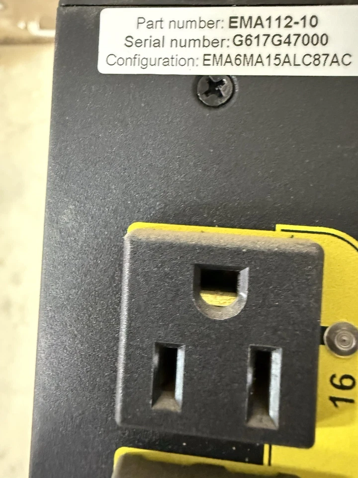 Eaton Single-Phase Managed Rack PDU 1.44 kW max 120V 12A 0U 16 Outlet EMA11210 - Image 2 of 4