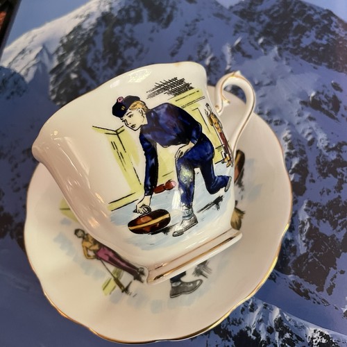 Vintage Royal Albert 2 Sets Of Tea Cup & Saucer “Ladies Curling” & “Curling” - Picture 3 of 23