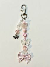 BEADED BOW CHARM KEYCHAIN