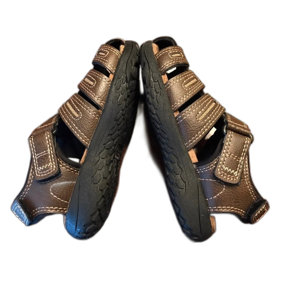 Sandalias Arizona Jean Co. - Nuevas sin etiquetas - Niño pequeño talla 11 Foto 4 de 4