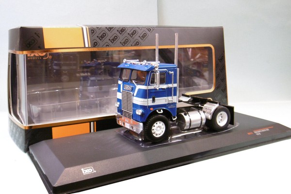 Freightliner White COE 1976 Blau IXO TR111 1:43 Traktor Modellauto-image
