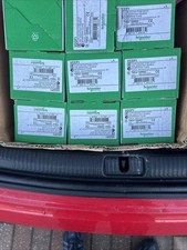 Schneider Electric 3 Pole Isol.load Break Switch Inter Sectional 32A