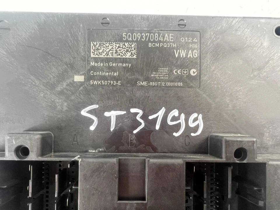 Centralina Seat Leon ST 5F8 5Q0937084AE 28277509 - Immagine 2 di 4