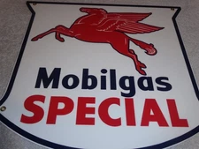 VINTAGE MOBIL MOBILGAS SPECIAL 11 3/4" PORCELAIN METAL PEGASUS GASOLINE OIL SIGN