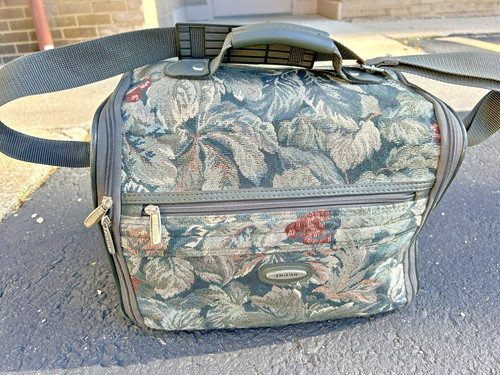 JAGUAR Green Floral Tapestry Duffel Bag Carry On Luggage Excellent Condition