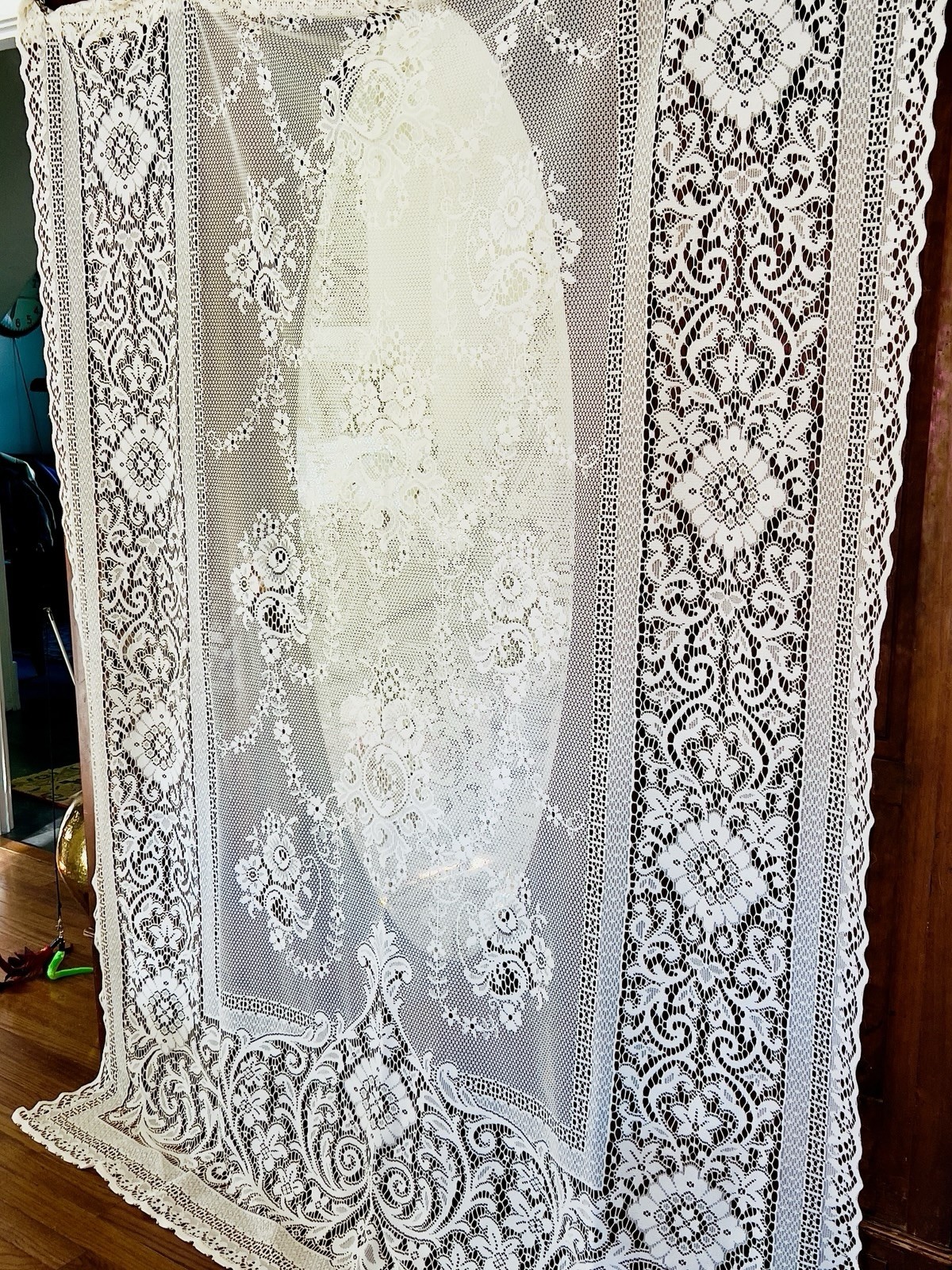 1 Of 4 VTG HEAVY CREAM OFF WHITE FLORAL LACE LONG SCALLOPED CURTAIN PANELS 60x85