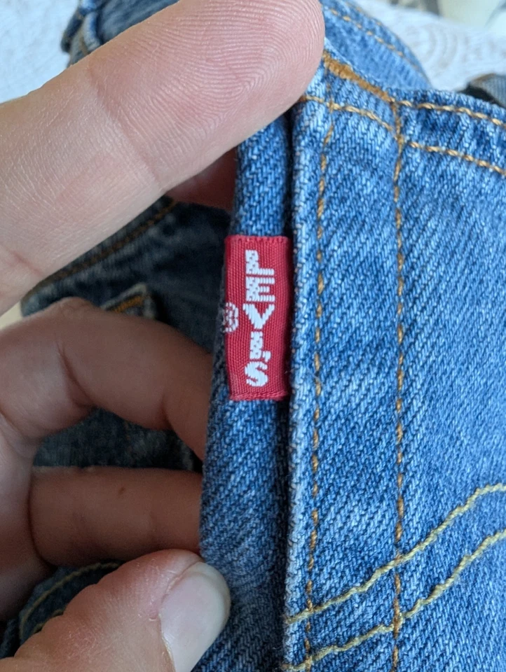 Levi's Big E 501s Women's 29/28 Button Fly Vintage 90s Medium Wash Skinnies - Image 2 of 4