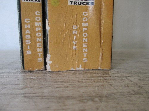 Mack Trucks Highway Vehicle Service Manuals TS442 - 2 Volumes, Sept. 1977 - Picture 4 of 6