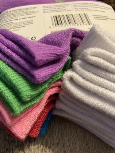 Hanes Girls' 10 Pack Low Cut Comfort Blend Socks. Size Shoe 6-10.5 NWT - Picture 3 of 3