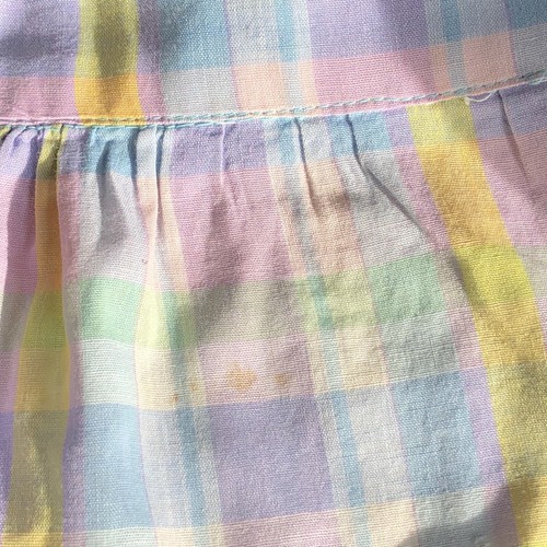 Delantal vintage a cuadros pastel medio borde verde - Imagen 8 de 9