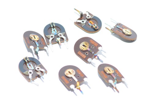 8x Vintage Mini-Trimmer / Potentiometer von Ruwido, 10 kOhm lin., stehend, NOS - Picture 6 of 6