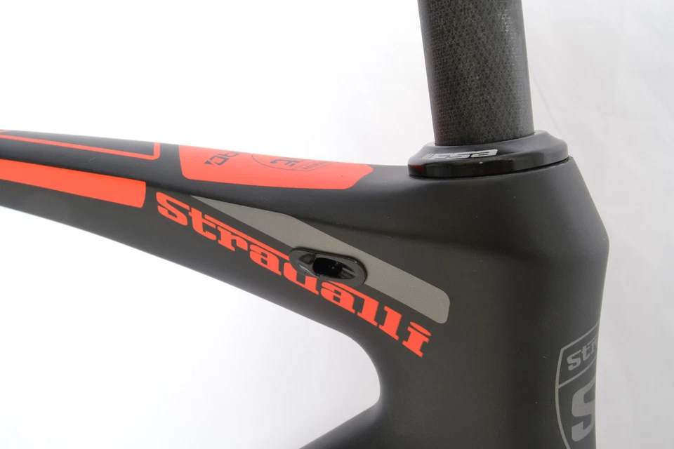 47 S STRADALLI SAN REMO CARBON FIBER ROAD BIKE FRAMESET FRAME RED GREY BB30 - Image 4 of 4