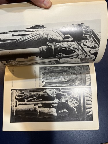 Sculpture at Chartres by Kidson & Pariser 1974 PB - B&W Pics Cathedral France - Picture 10 of 11
