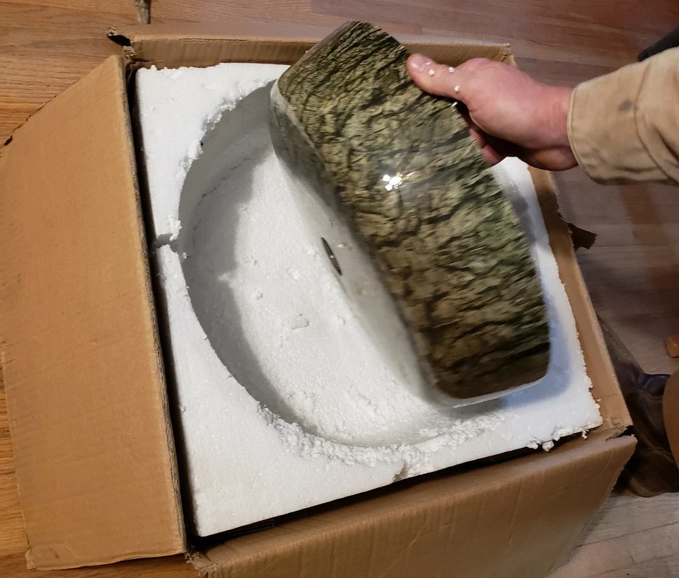 Fregadero de tocador de vidrio para baño Geyser - SOLO RECOGIDA LOCAL FRESNO, CA Foto 4 de 4