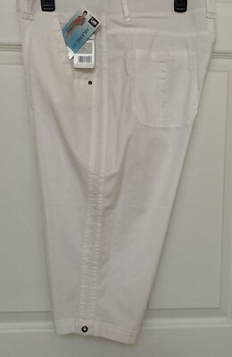 Lee Relaxed Fit Women's Skimmer Just Below The Waist Capris size