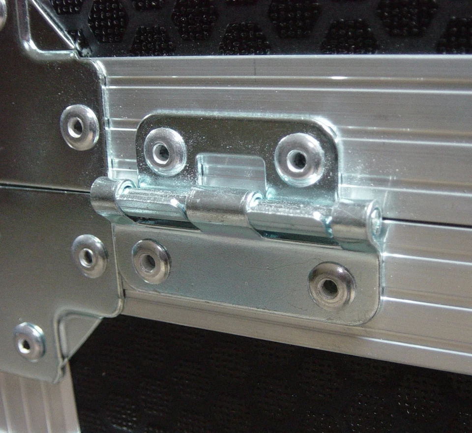 CD 200 Swan Flight Case Box (Hex) - Image 4 of 4