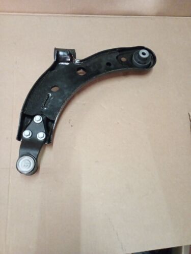 NEW GENUINE PART MG3 DRIVER OFF SIDE Lower Suspension Arm - 10072311 / 10500200 - Picture 6 of 7