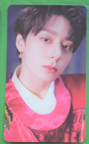 ONEUS Blood Moon 2022 Tour Special Edition Member & Group Photocards Official - Picture 14 of 21