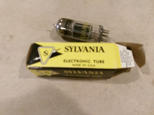 Original-Zubehör-Hersteller Vintage elektronische Röhre Sylvania 35W4
