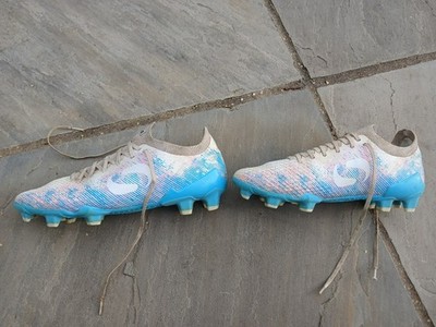 SONDICO BLAZE FOOTBALL BOOTS for (UK size 4,