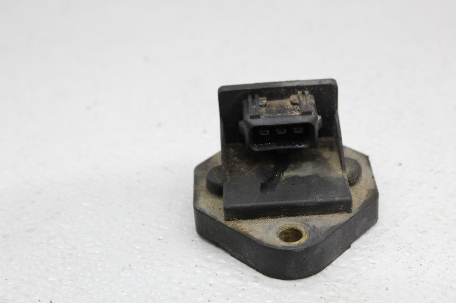 99-01 FERRARI 456 M BOSCH ACCELERATION SENSOR