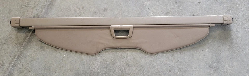 Saturn VUE 2008 cubierta de carga OEM Foto 3 de 3