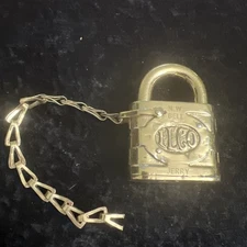 (#882R)  Vintage ILCO US Marked N.W. Bell Padlock w/ Chain No Key