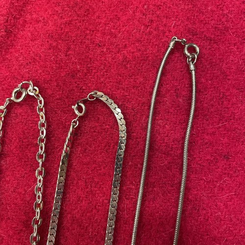 Lot of 9 Vintage Unmarked Silver Tone Pendant/ Chain (1 Choker) Necklaces - Picture 10 of 13