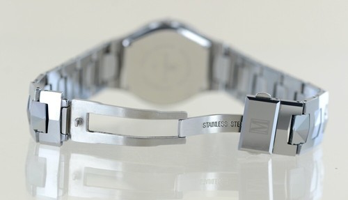 Momentus Uhr Prestige M203 Wolfram Band und Gehäuse 33mm Unisex, B+P rare - Picture 8 of 9