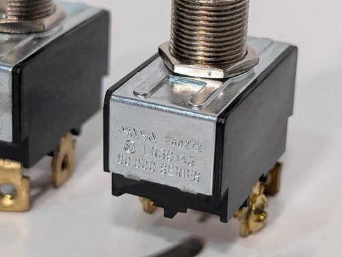 Lot of 8 toggle switches as shown: Gardner Bender, Speed Queen, Carling - Picture 7 of 20