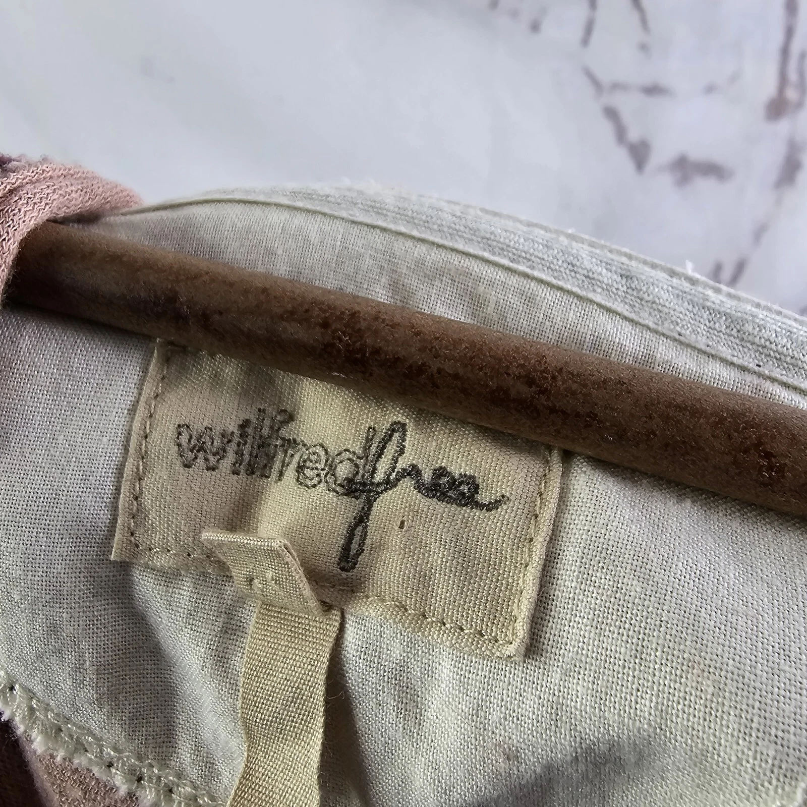 aritzia cardigan lightweight slouchy button 