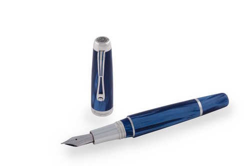 Montegrappa Passione Mediterranean Blue Fountain Pen Broad 18kt nib MIB