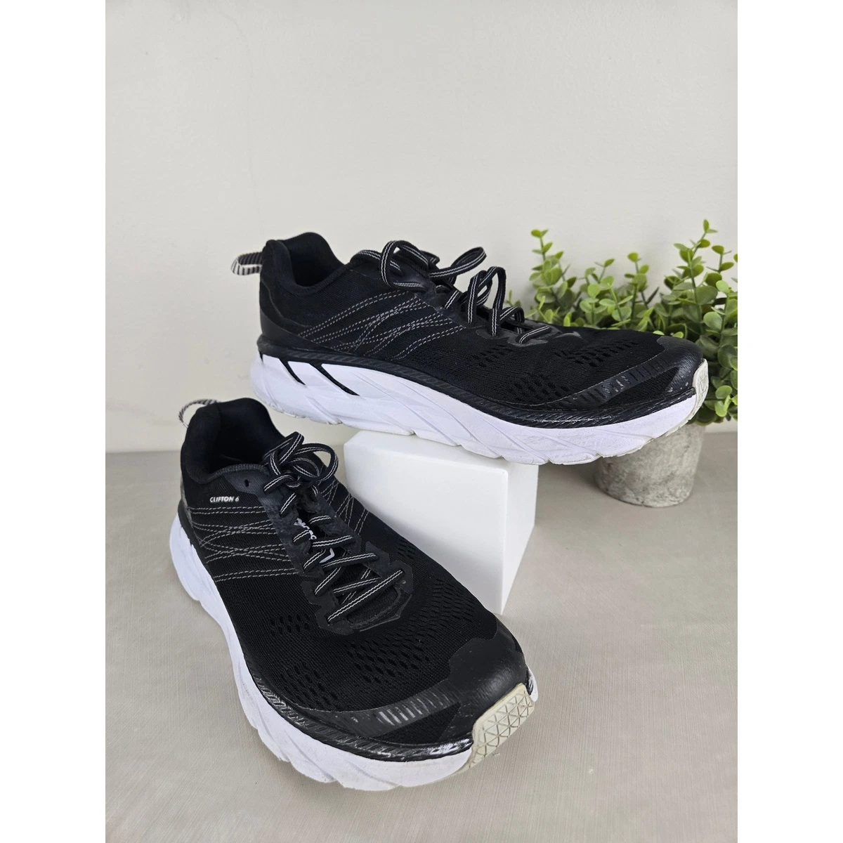 EUC Hoka One One Clifton 8 Anthracite Castlerock Size 10.5D Hoka One One HOKA Clifton 9 Midnight Ocean for sale | eBay main image 4