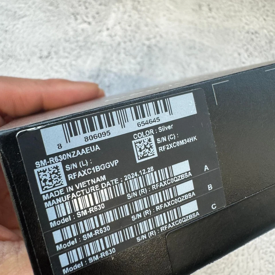 SAMSUNG GALAXY BUDS3 PRO WIRELESS EARBBUDS SILVER IP57 SM-R630 - NEW OPEN BOX - Image 2 of 4