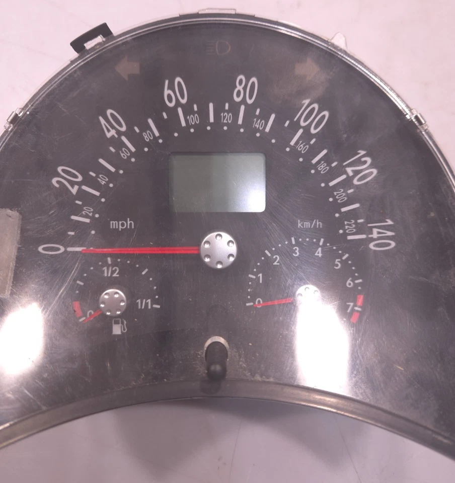 Cuadro de instrumentos Volkswagon Bettle 1999 Thru 2001 pieza original OEM Foto 2 de 4