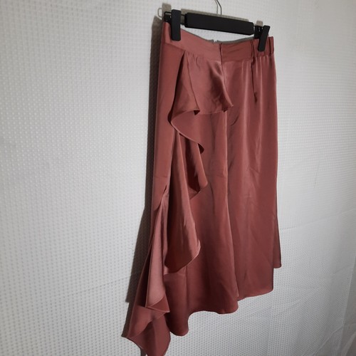 Falda Zara Basic M Rust Volantes Dobladillo Asimétrico Midi Satinado Look Fluido Moderno - Imagen 4 de 6