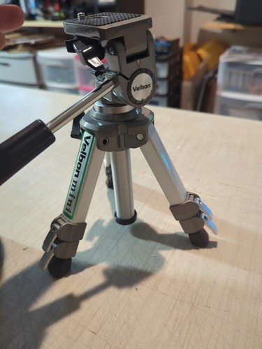 Velbon Camera Tripod Mini Adjustable Heavy Duty Vintage W/ Case - Picture 3 of 7