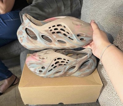 adidas Yeezy Foam RNNR MX Sand Grey Men's Sneakers GY3969