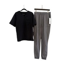 NWT Fabletics Scrub Set Vital Top/On-Call Jogger Womens Medium/Tall Black READ