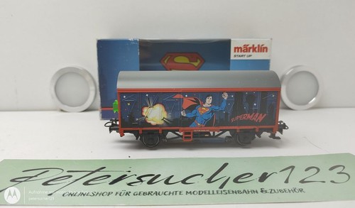 Märklin H0 44825 gedeckter Güterwagen / Start up / Superman / OVP